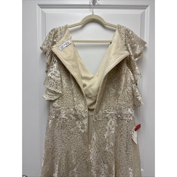 Mac Duggal Size 18 Ivory Nude Embellished Flutter Sleeve Lace A-Line Gown $798 - Picture 9 of 12